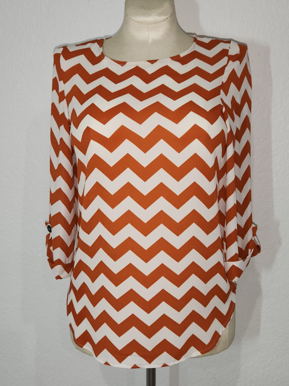 Chevron Print Roll-Sleeve Blouse - Rust & White